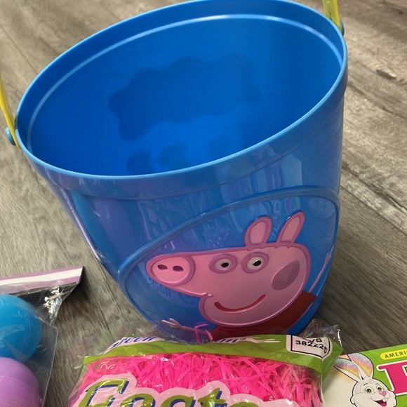 Peppa Pig Easter Basket Bundle all in excellent condition 5 items in the bundle - Picture 6 of 6